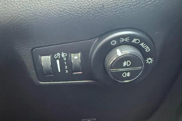 2021 Jeep Compass M6 S-Limited SUV Image 13