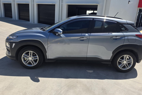 2020 Hyundai KONA OS.3 Active SUV Image 6