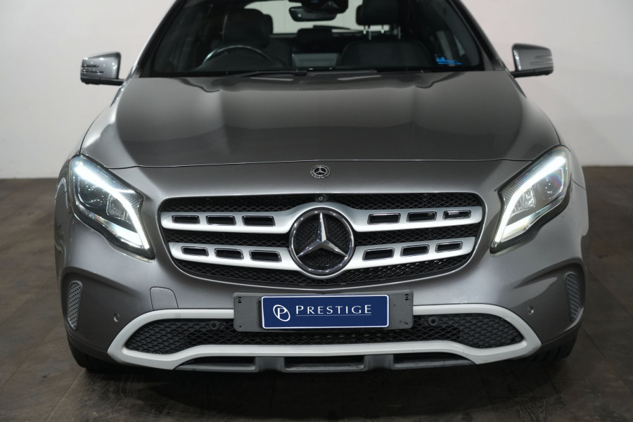 2018 Mercedes-Benz GLA-Class 180 SUV Image 3