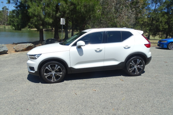 2018 MY19 Volvo XC40 XZ T4 Inscription SUV Image 4