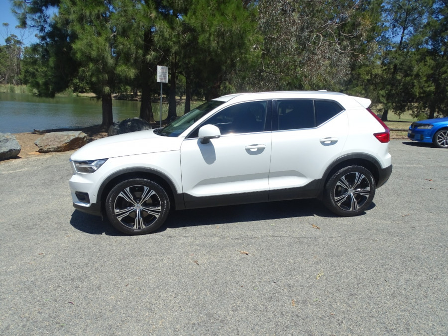 2018 MY19 Volvo XC40 XZ T4 Inscription SUV Image 4