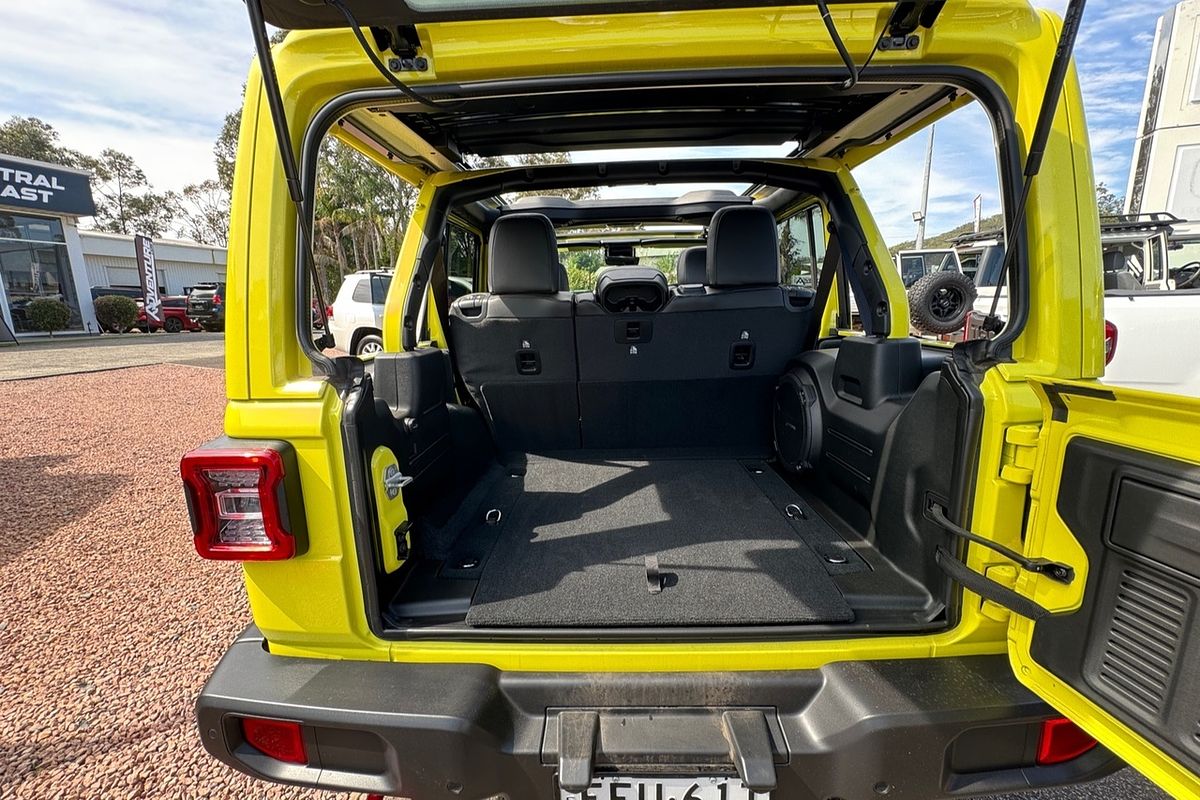 2023 Jeep Wrangler JL Rubicon SUV Image 16