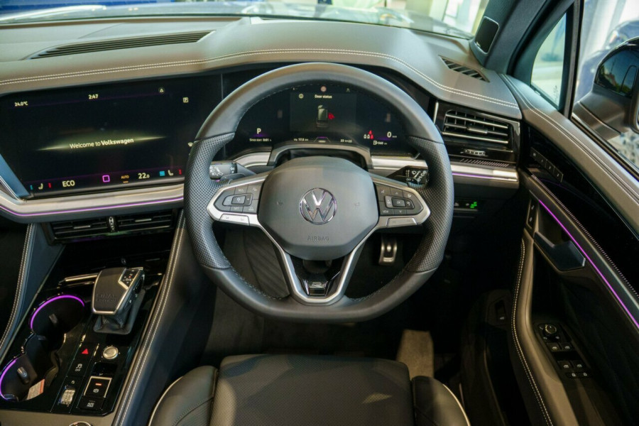 2026 Volkswagen Touareg RC 210TDI Wolfsburg Edition SUV Image 11