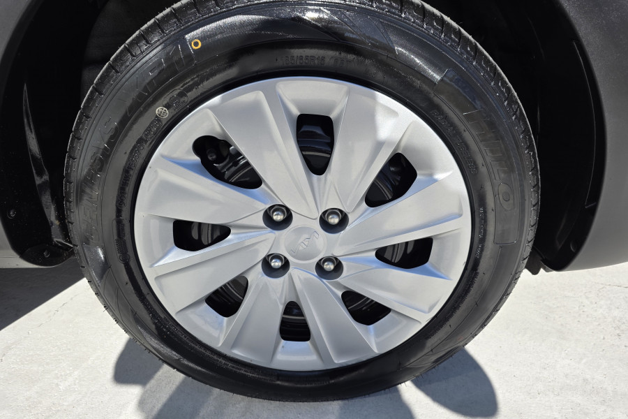 2022 Kia Stonic YB S SUV Image 26