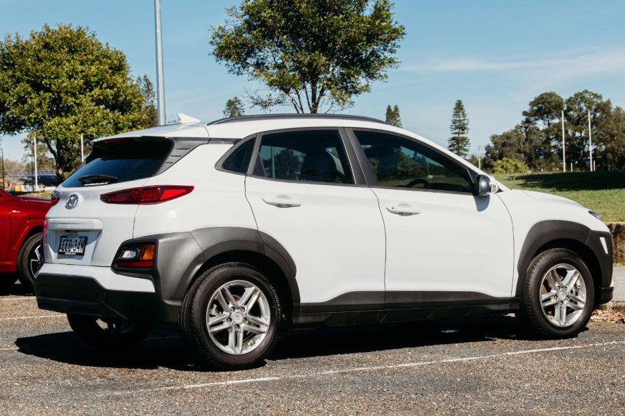 2018 MY19 Hyundai KONA OS.2 Active SUV Image 14