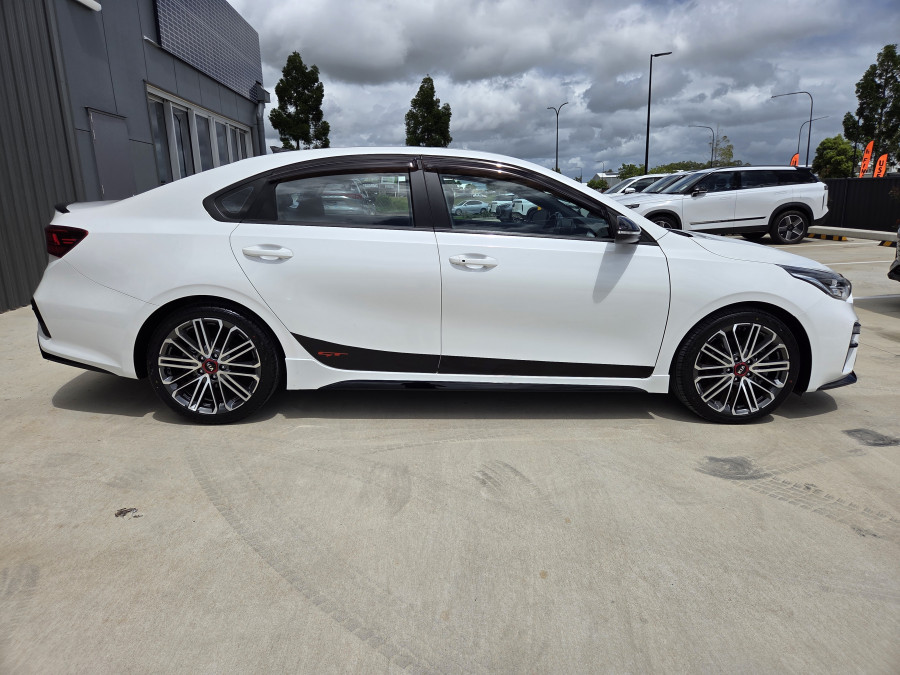 2021 Kia Cerato BD GT Sedan Image 2