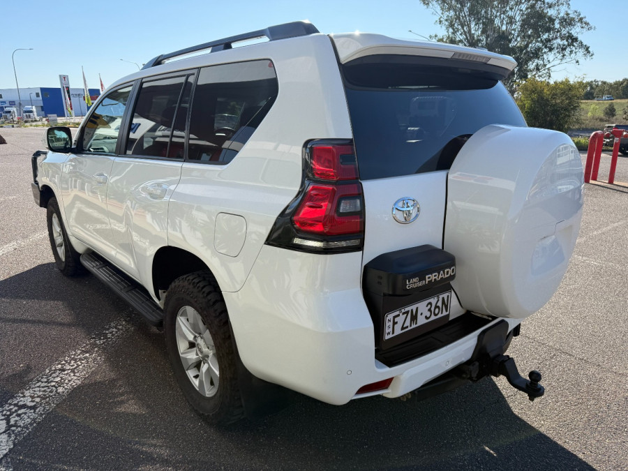 2019 Toyota LandCruiser Prado GDJ150R GXL SUV Image 6