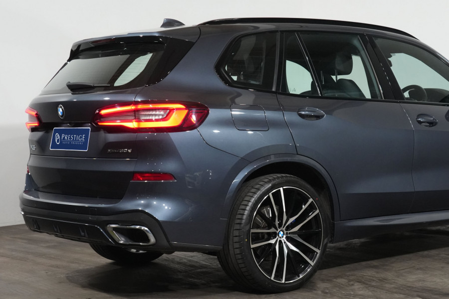 2022 BMW X5 xDrive30d SUV Image 6