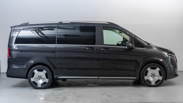 2025 Mercedes-Benz V-Class 447 V300 Exclusive People Mover image 5