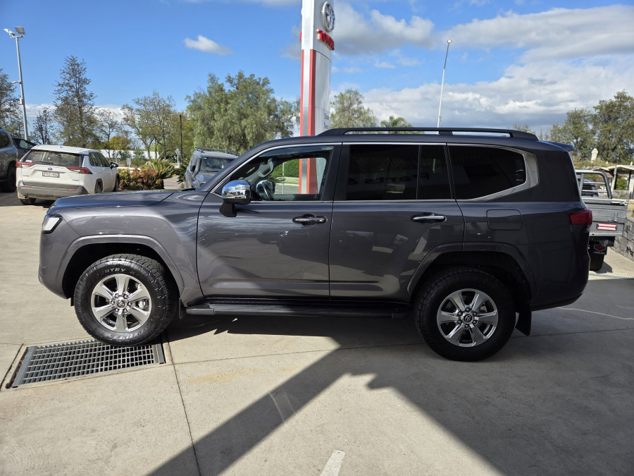 2023 MY24 Toyota LandCruiser FJA300R Sahara SUV Image 6