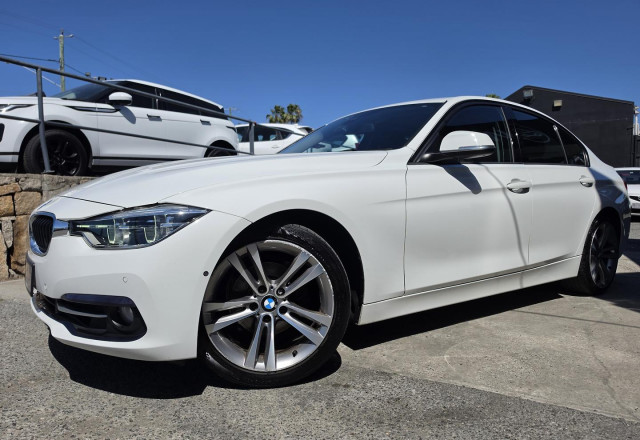 2016 BMW 3 Series F30 LCI 320i Sport Line Sedan