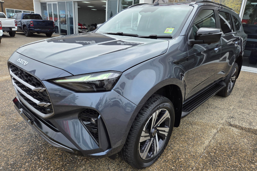 2025 Isuzu MU-X LS-T SUV Image 7