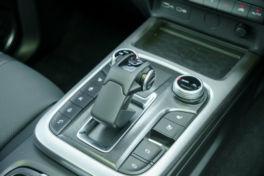 2024 GWM Tank 300 P01 Ultra Hybrid SUV Image 14