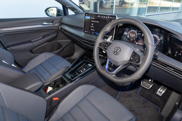 2026 MY25 Volkswagen Golf 8.5 R Hatch Image 7