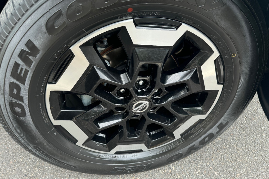 2021 Nissan Navara D23 ST-X Ute Image 11