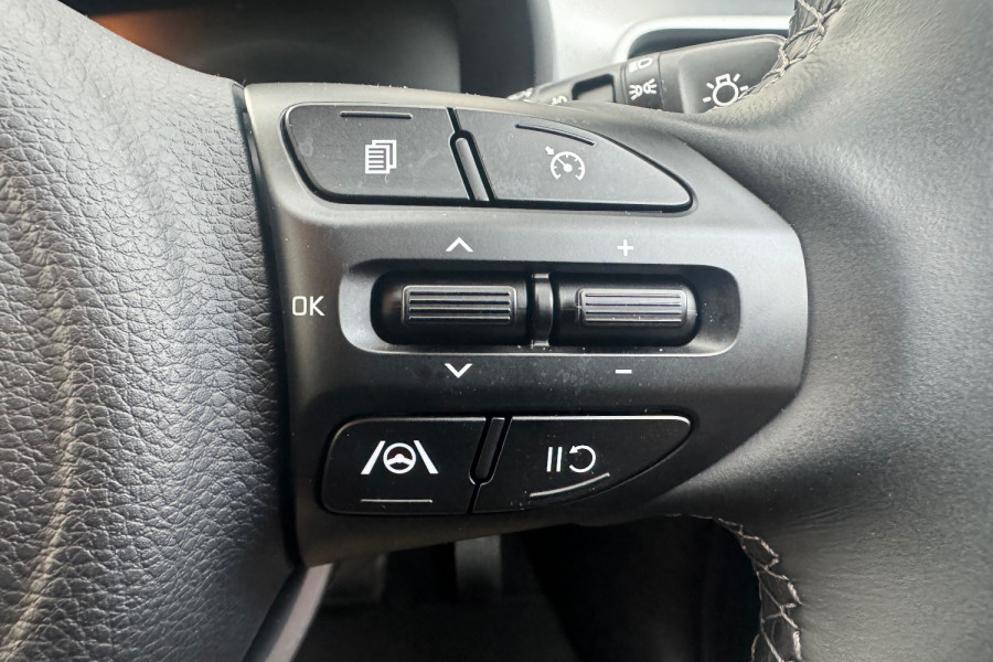 2024 MY25 Kia Stonic YB Sport SUV Image 18