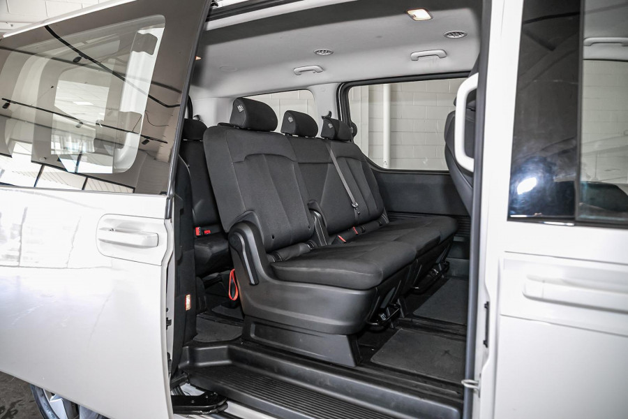 2022 Hyundai Staria US4.V1  People Mover Image 14
