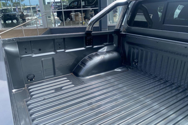 2025 Nissan Navara D23 ST Ute Image 24