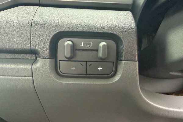 2025 MY26 Kia Tasman TK SX+ Ute Image 24