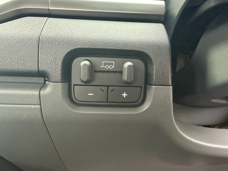 2025 MY26 Kia Tasman TK SX+ Ute Image 24
