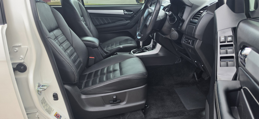 2018 Isuzu MU-X LS-T SUV Image 15