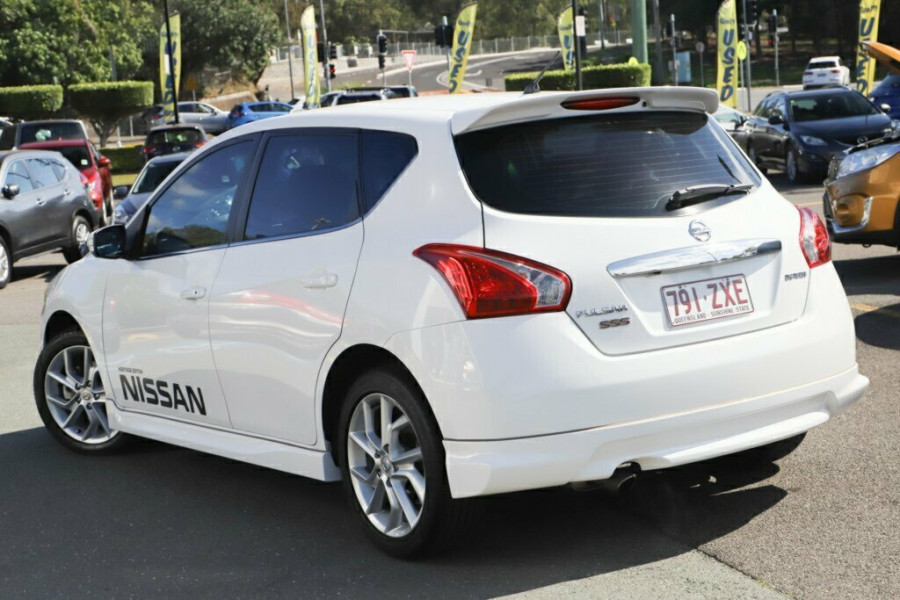 2014 nissan pulsar sss