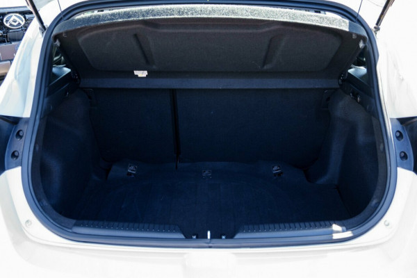 2014 Hyundai i30 GD2 Active Hatch Image 8
