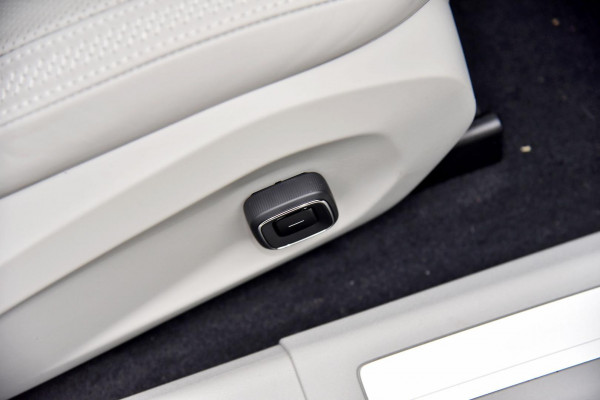 2025 MY26 Volvo ES90  Ultra Single Motor Sedan Image 18
