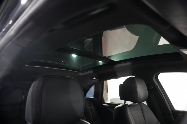 2021 Porsche Macan SUV image 26