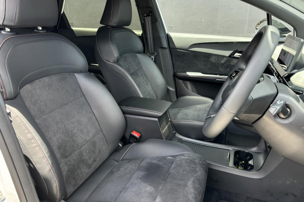 2026 MG MG4 AH4E XPOWER Hatch Image 8