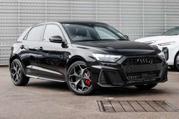 Audi A1 40 TFSI S line GB