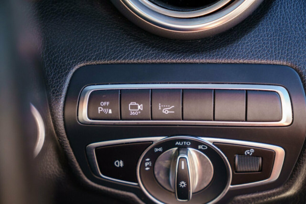 2019 Mercedes-Benz GLC-Class X253 GLC200 SUV Image 16