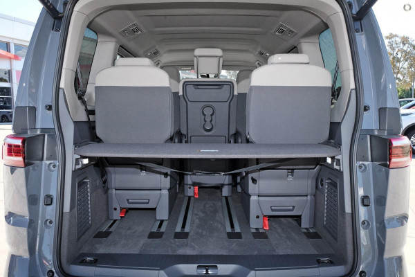2026 MY25 Volkswagen Multivan T7 TDI360 Life SWB People Mover Image 8