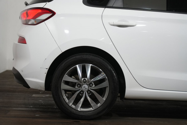 2018 [THIS VEHICLE IS SOLD] image 6