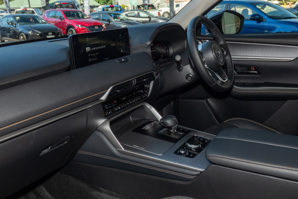 2025 Mazda CX-80 KL P50e GT SUV Image 8