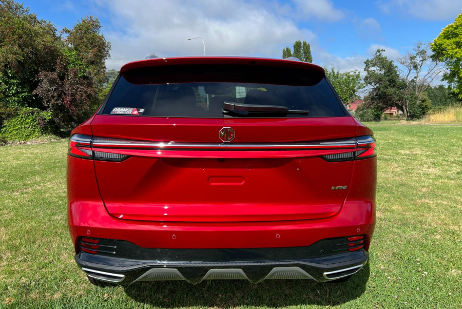 2024 MY24.5 MG HS AS33 Essence SUV Image 6