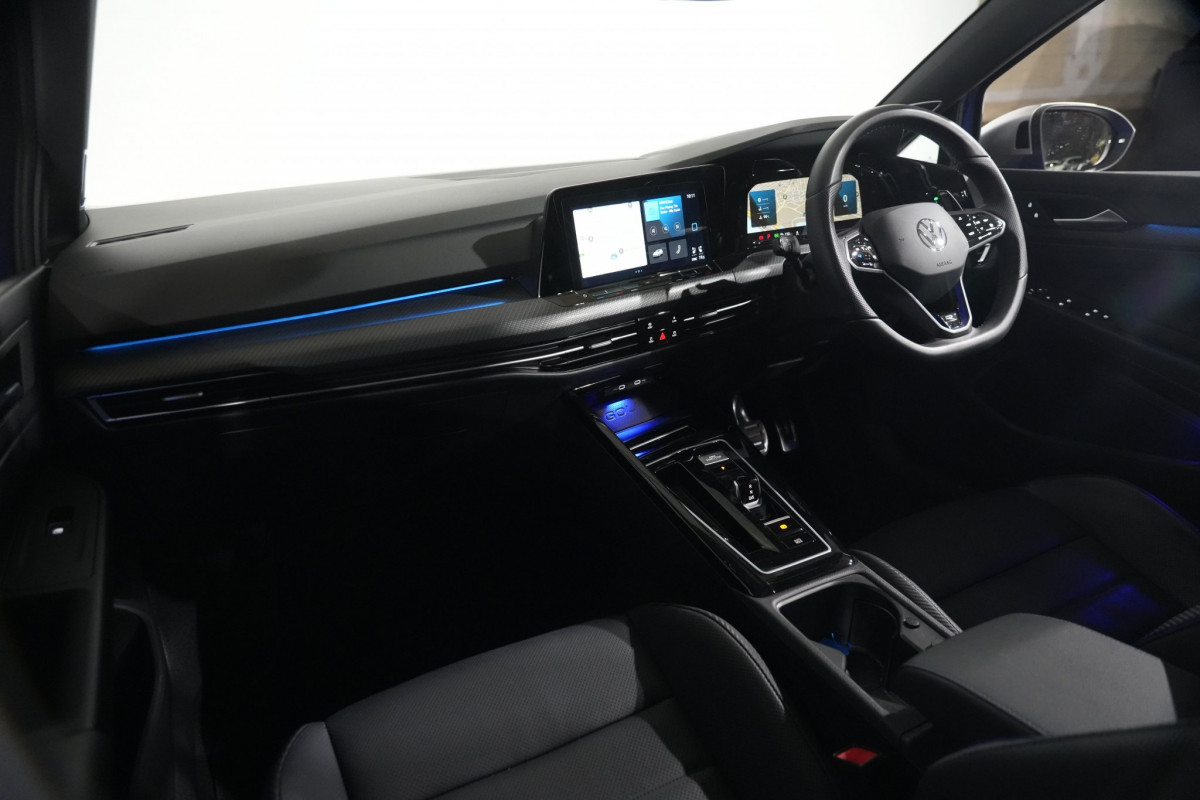 2025 Volkswagen Golf 7 R Hatch