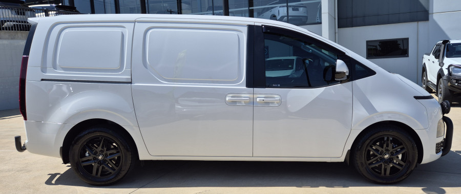 2026 MY27 Hyundai Staria Load US4.V4  Van Image 7