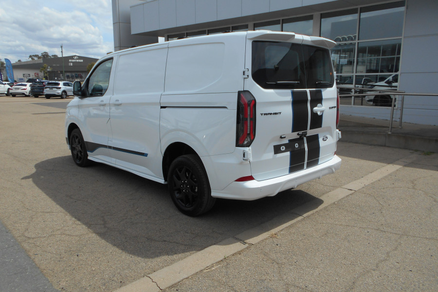 2024 MY24.50 Ford Transit Custom AV Sport SWB Van Image 14