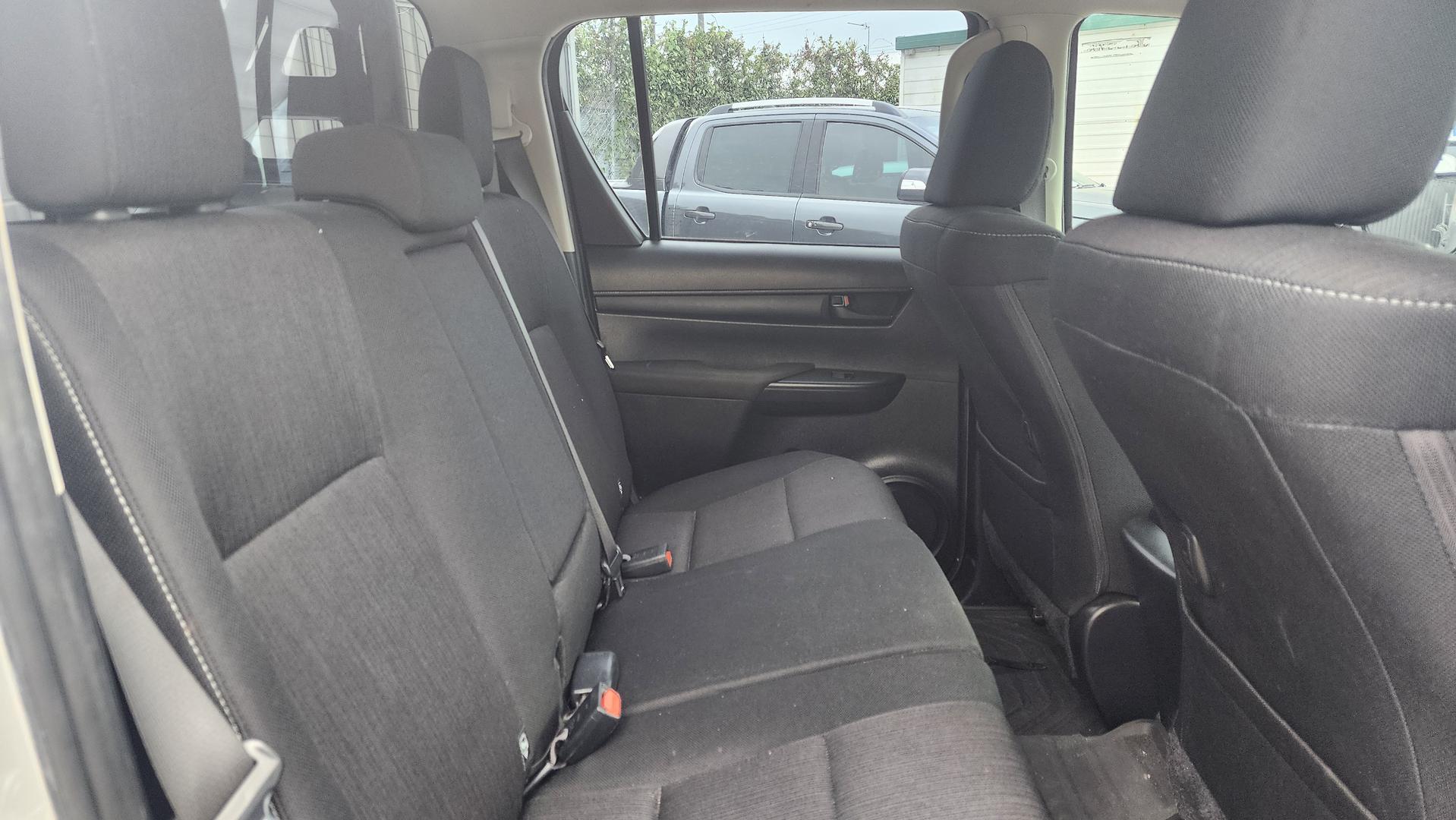 2019 Toyota HiLux  Rugged Dual Cab Ute Image 9