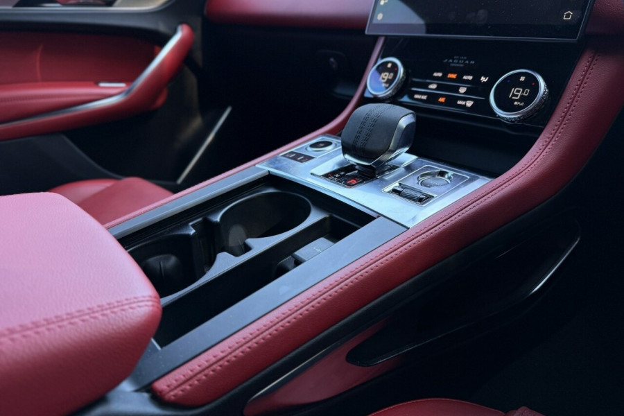 2021 MY21.25 Jaguar F-PACE X761 R-Dynamic S SUV Image 22