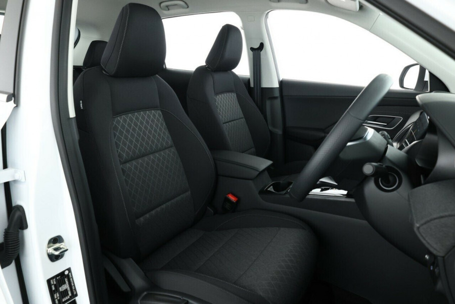 2025 MG ZS ZS32 Excite Hybrid+ SUV Image 10