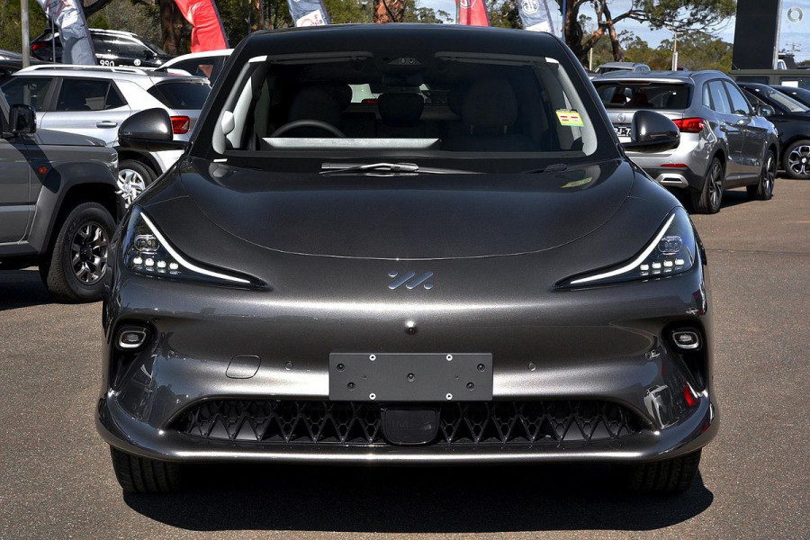 2025 MG IM6 S12L Platinum SUV Image 2