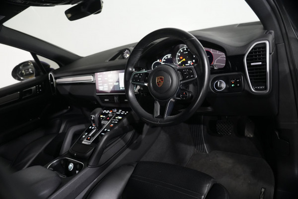 2019 Porsche Cayenne E-Hybrid SUV