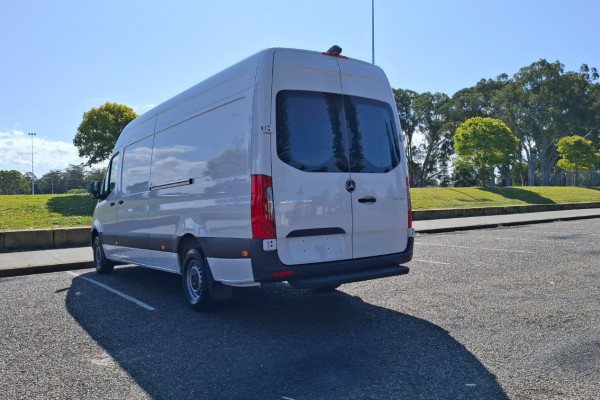 2023 Mercedes-Benz Mbsprinter 317CDI Van Image 5