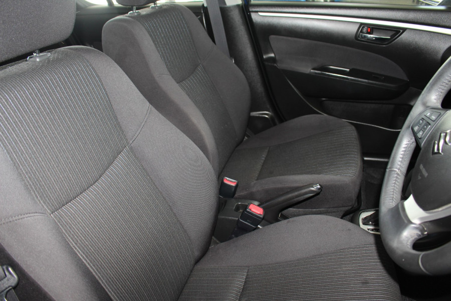 2014 Suzuki Swift FZ GL Hatchback Image 8