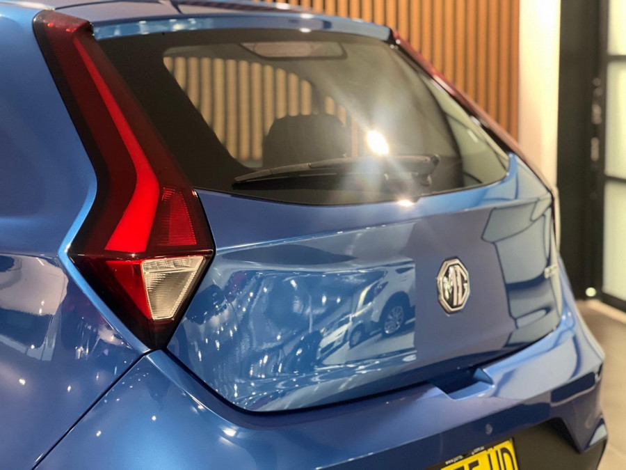 2020 MG MG3 SZP1 Core Hatch Image 8