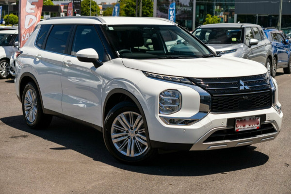2023 Mitsubishi Outlander ZM LS SUV