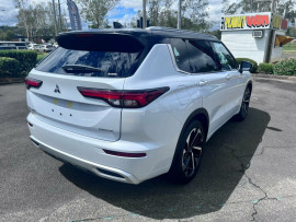 2024 Mitsubishi Outlander ZM Exceed Tourer SUV image 8