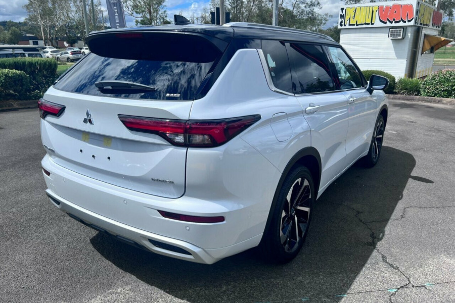 2024 Mitsubishi Outlander ZM Exceed Tourer SUV